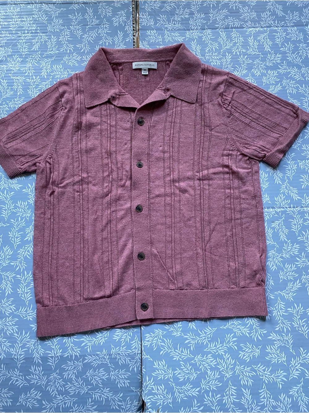 Banana Republic Men's Short-Sleeve Knit Camp Shirt Jacket in Dusty Mauve